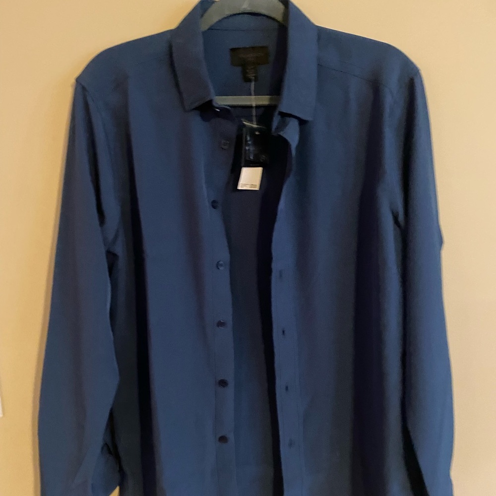 NWT Magaschoni Long sleeve button down shirt